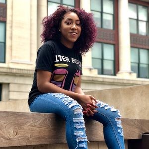 Meet your Posher, Keara